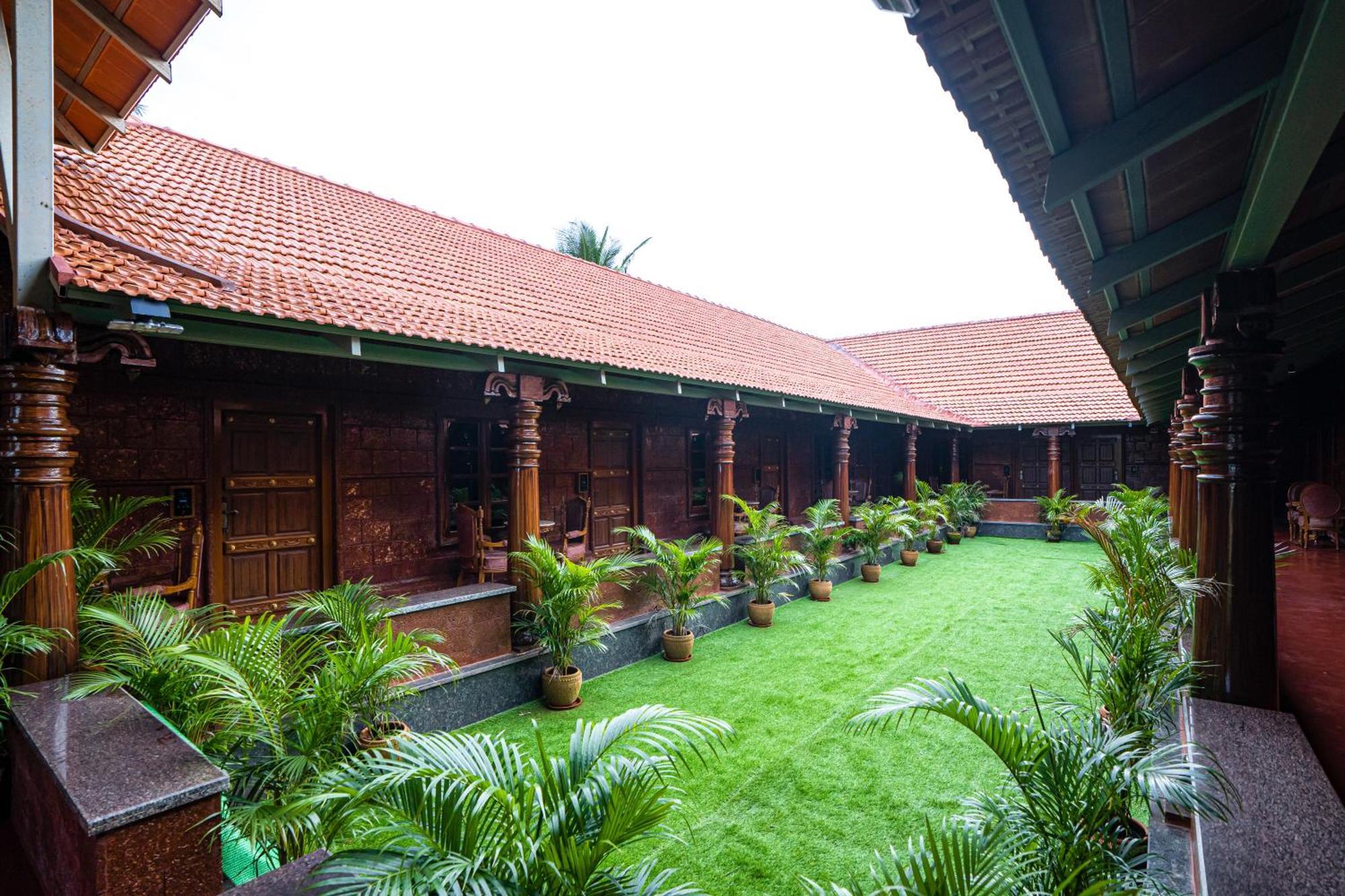 Tropical Villages Chāmundi Eksteriør bilde