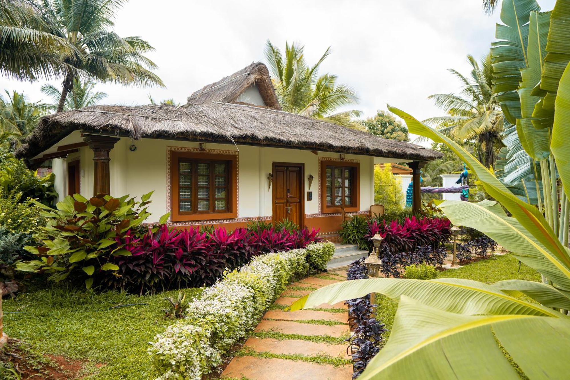 Tropical Villages Chāmundi Eksteriør bilde