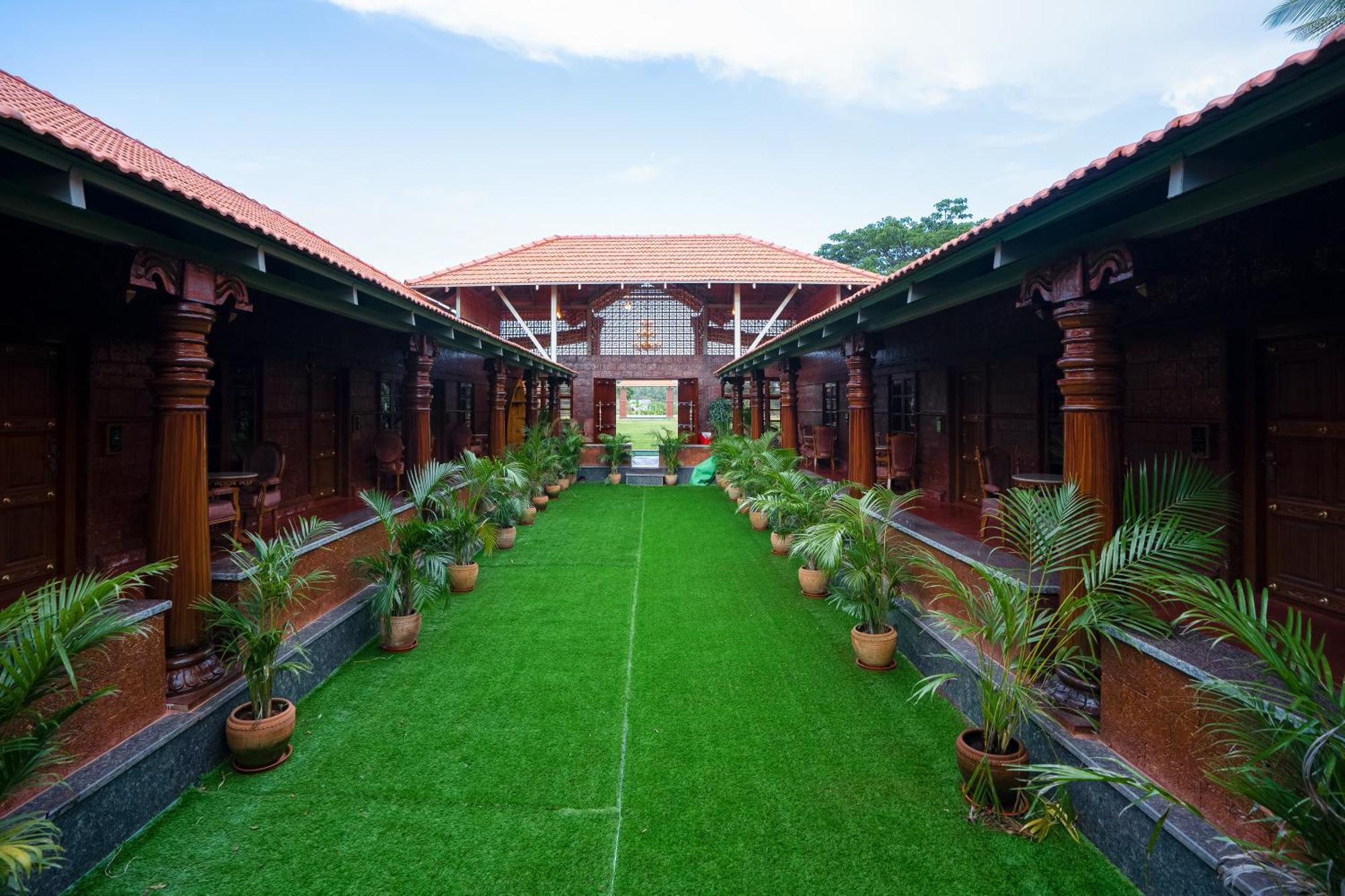 Tropical Villages Chāmundi Eksteriør bilde